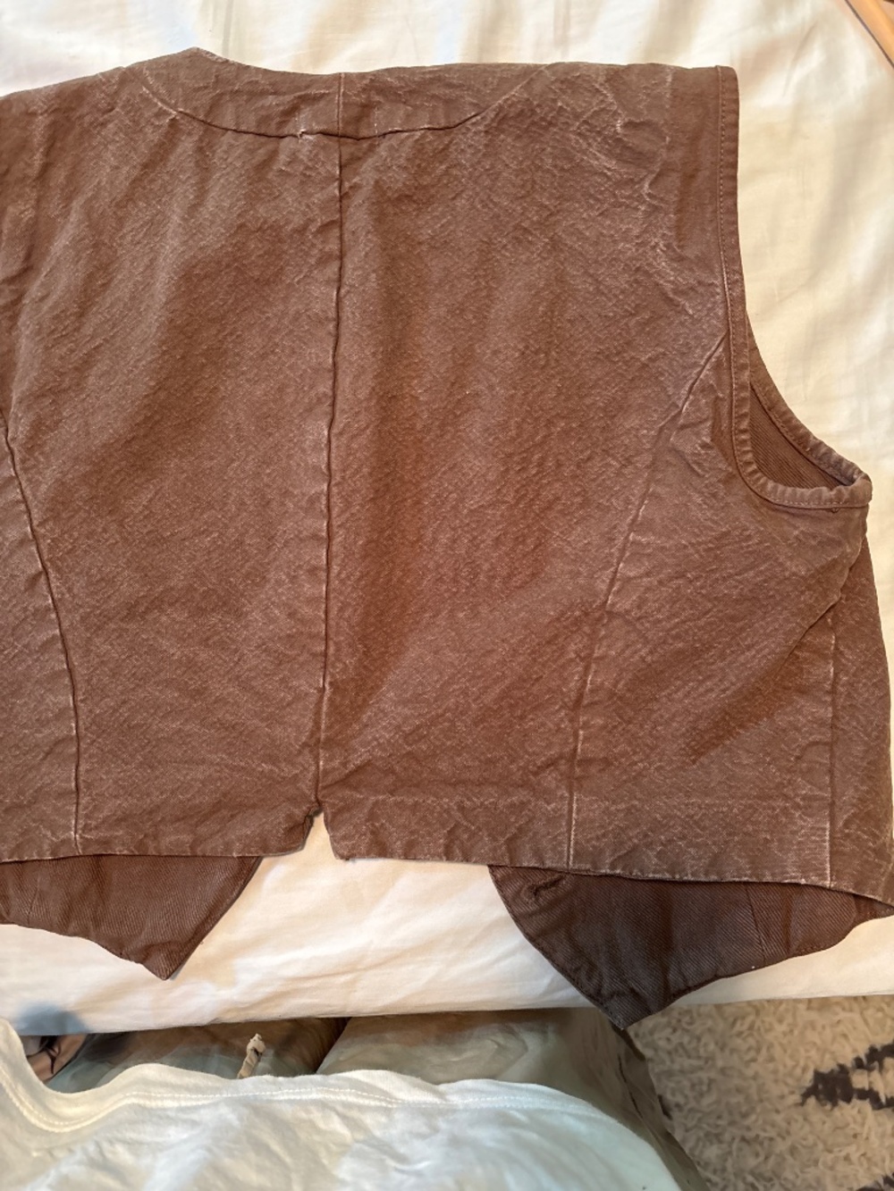 ROAM Joan Vest - Picture 11 of 16